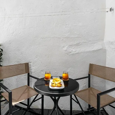 Апартаменти Whome Stylish Family In The Heart Of Chiado Лісабон